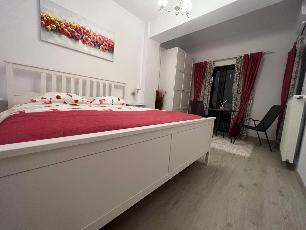 Eqinox Apartments Нэводари Экстерьер фото