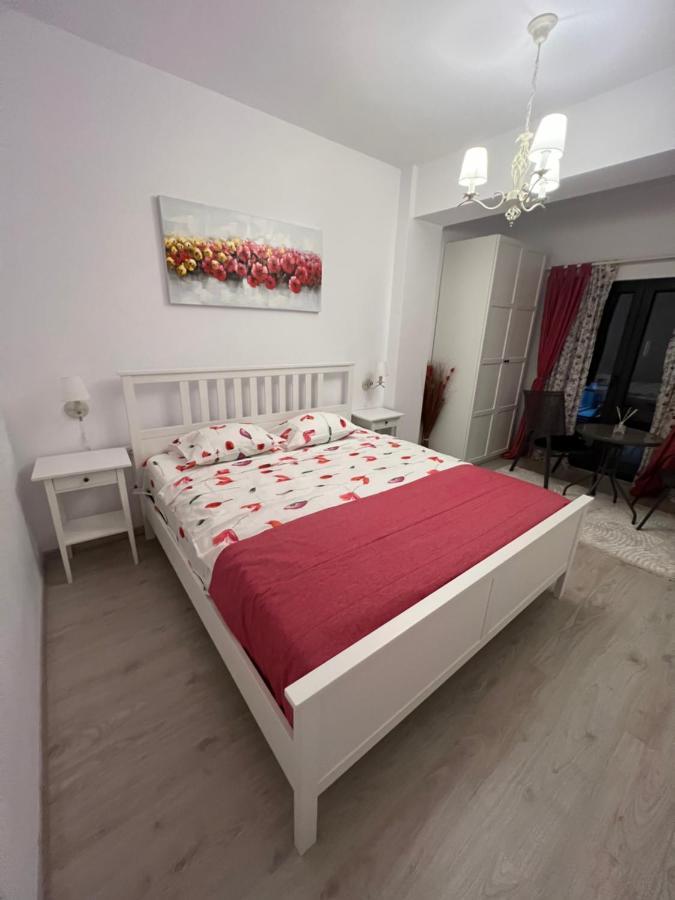 Eqinox Apartments Нэводари Экстерьер фото
