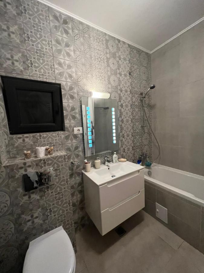 Eqinox Apartments Нэводари Экстерьер фото